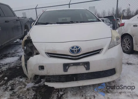 2013 Toyota Prius V Two z USA, uszkodzony, nr VIN JTDZN3EU2D3255470
